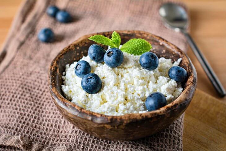 cottage cheese blue berries