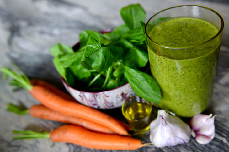spinach carrot garlic juice