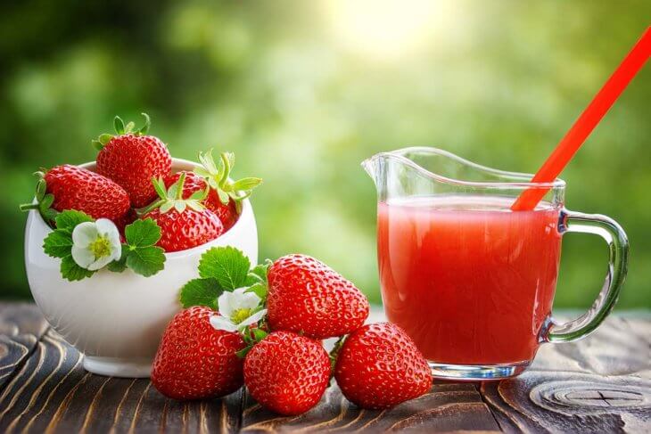 strawberry green juice